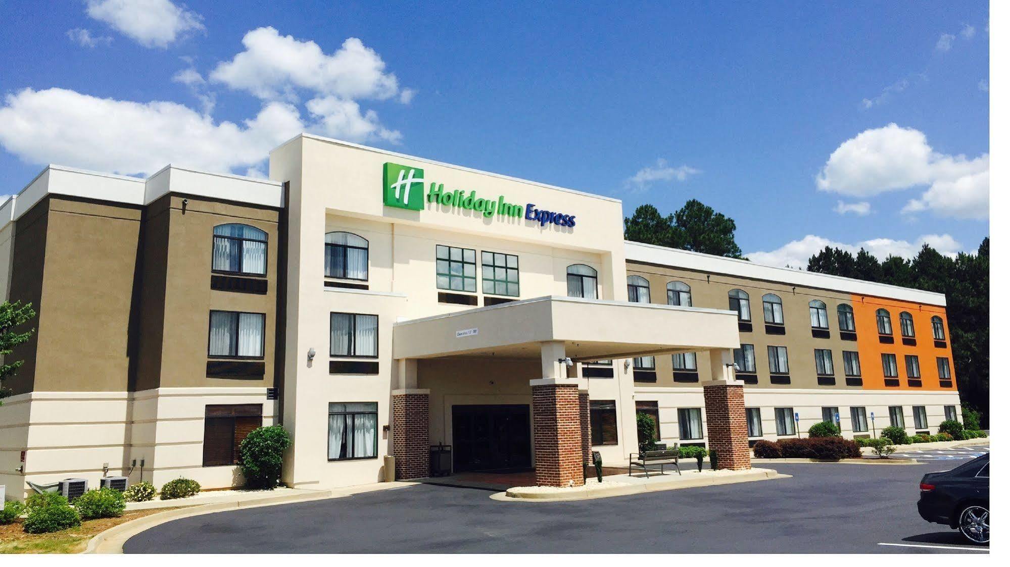 Holiday Inn Express Madison Dış mekan fotoğraf